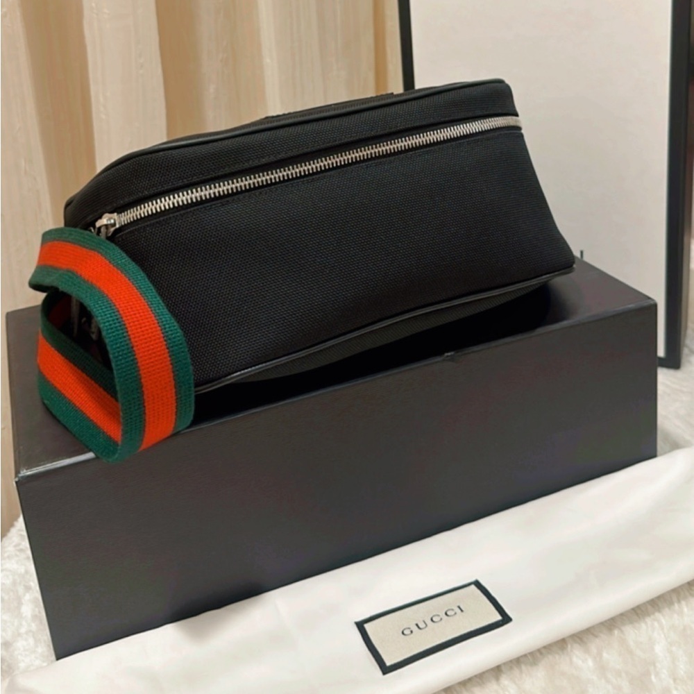 Authentic Gucci Black Techno Canvas Belt Bag✨